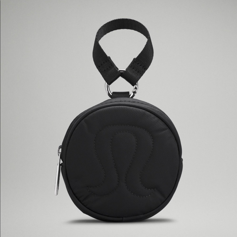 Lululemon Logo Coin Pouch NWT Black